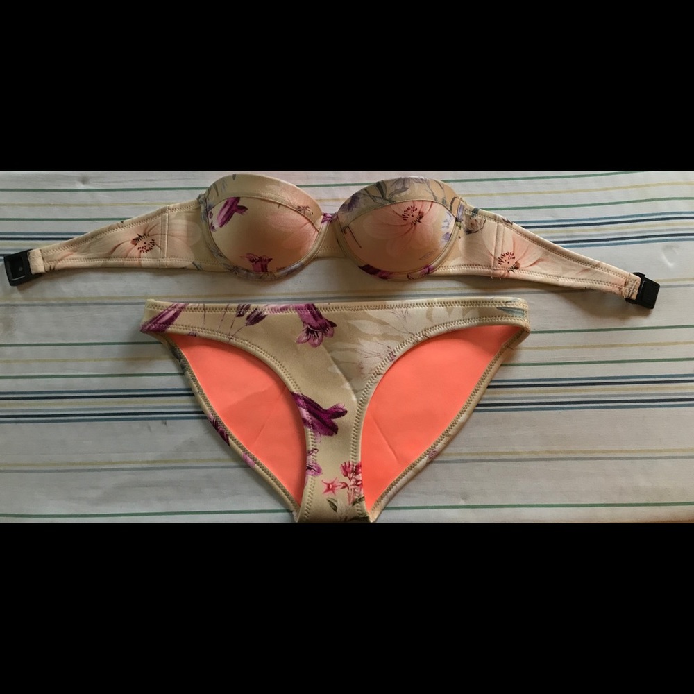 TOP ONLY! triangl rainforest romance bikini